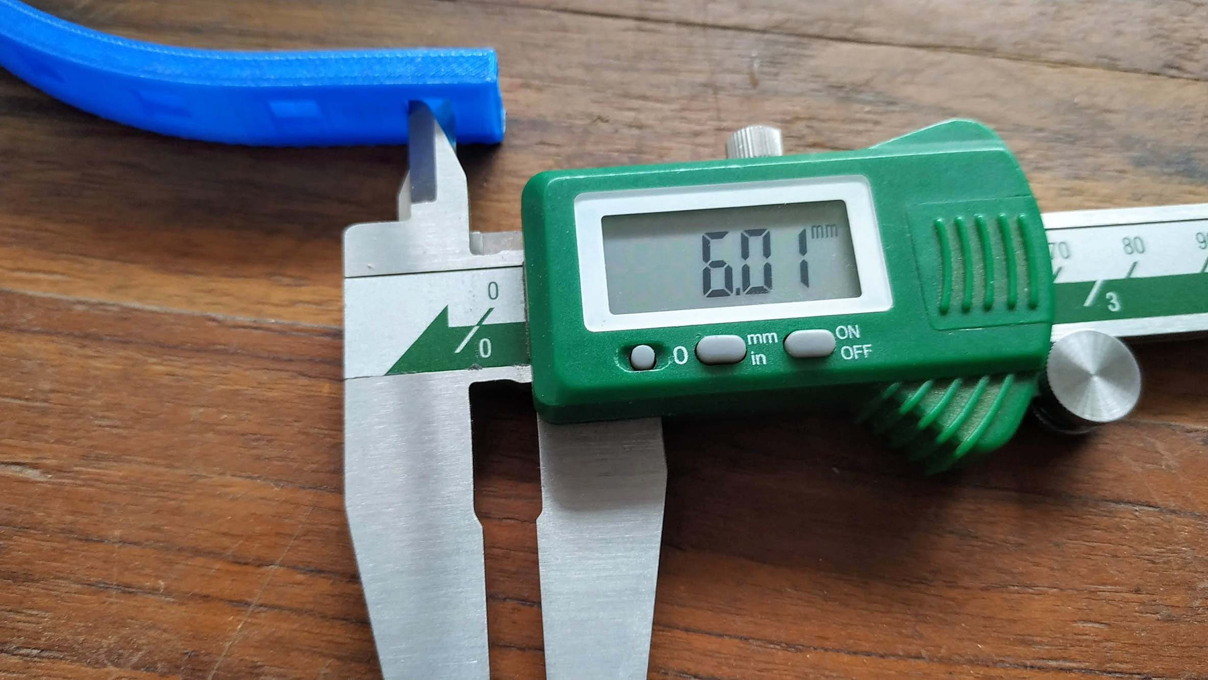 LED Slots Measurement