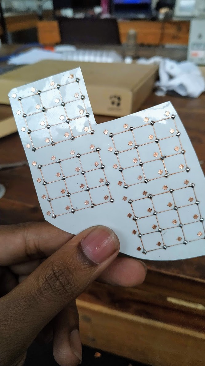 Soldering One side first for 1206 components